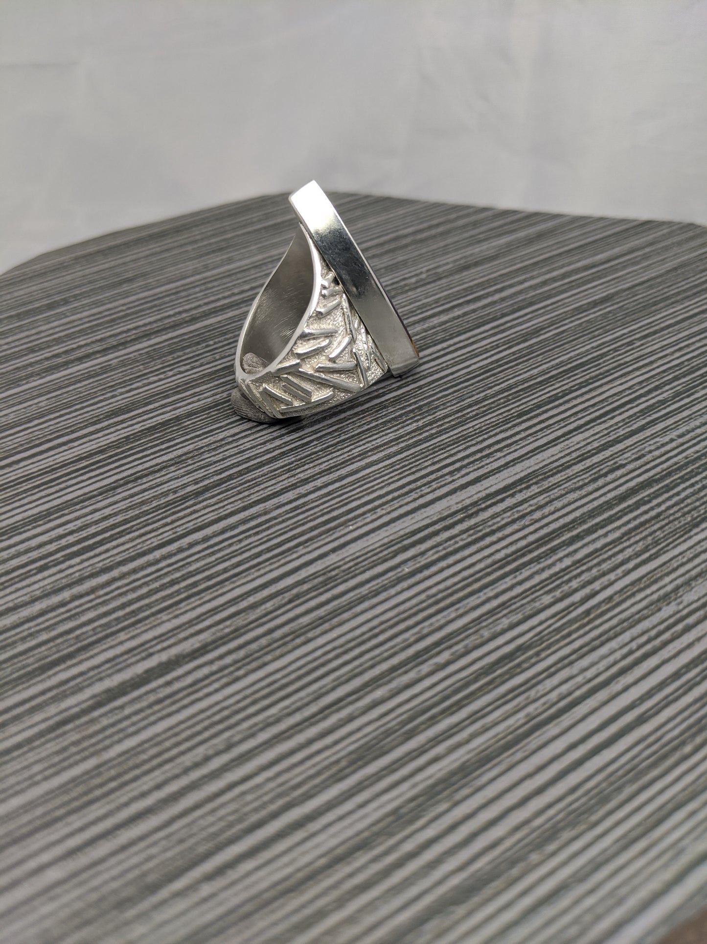 Priday Plume Stick Ring