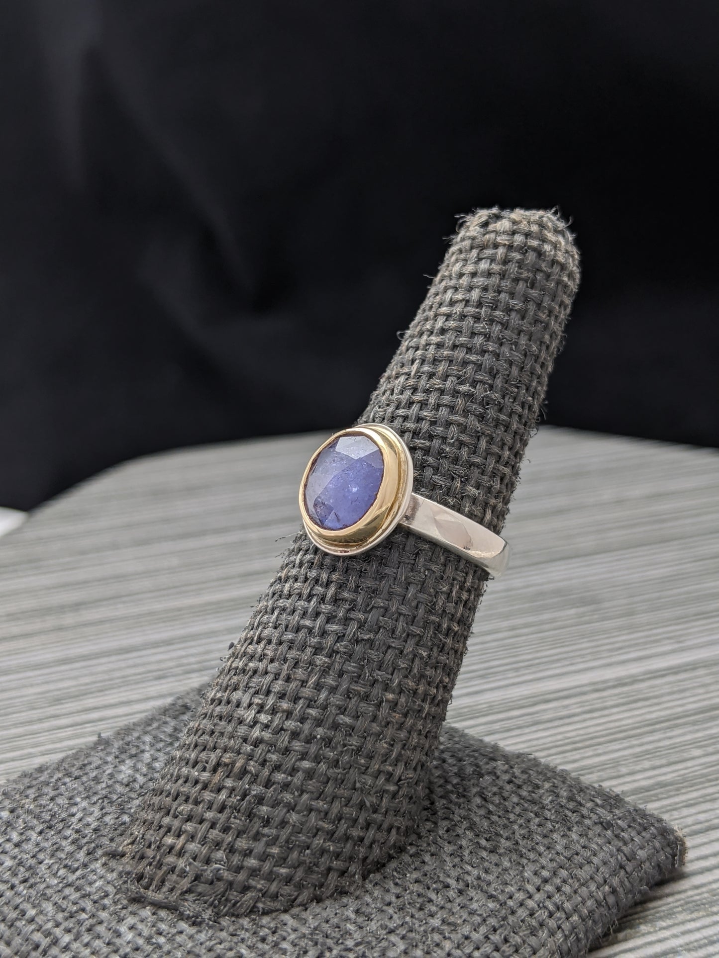 Tanzanite in Gold