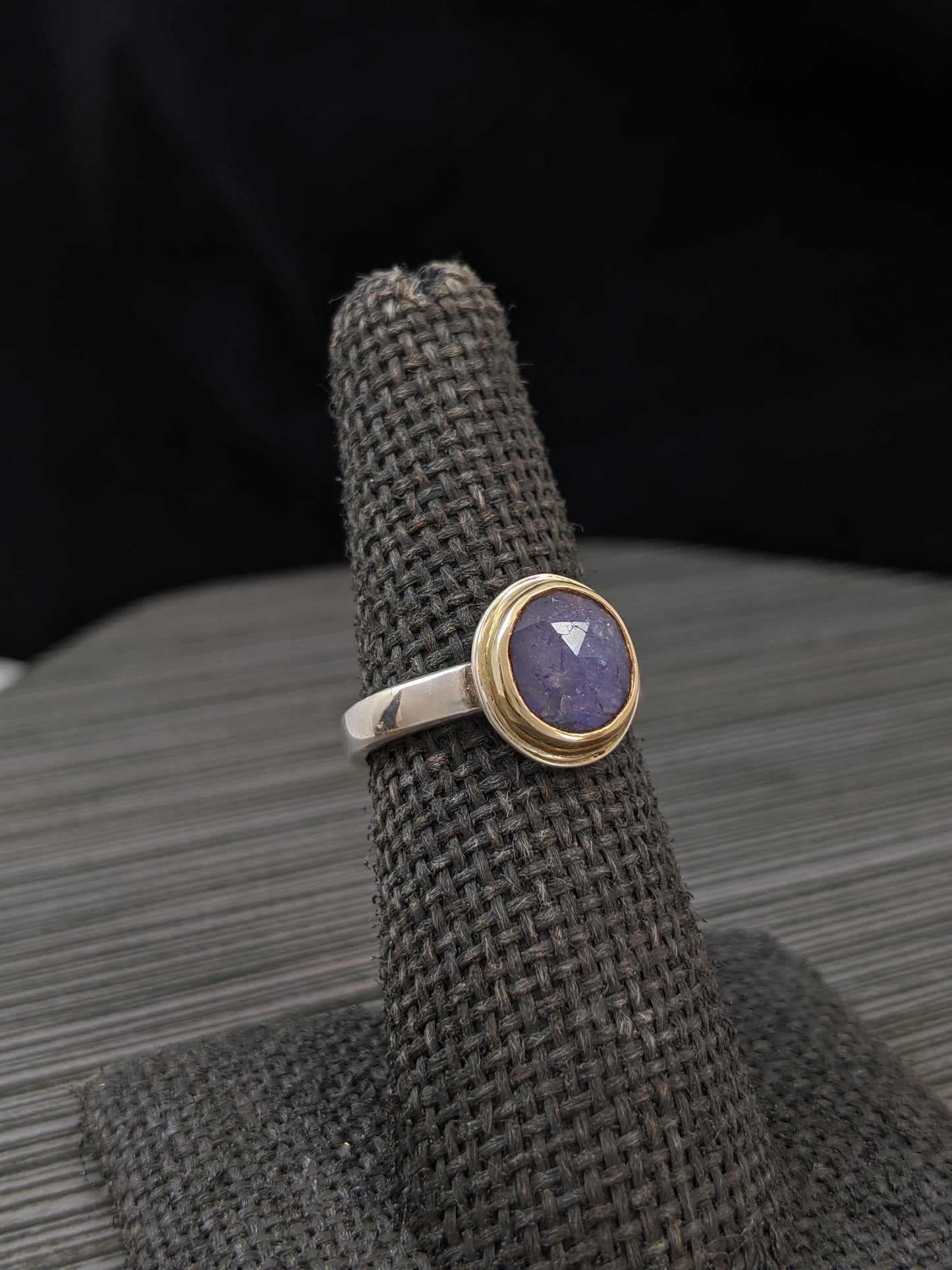 Tanzanite in Gold