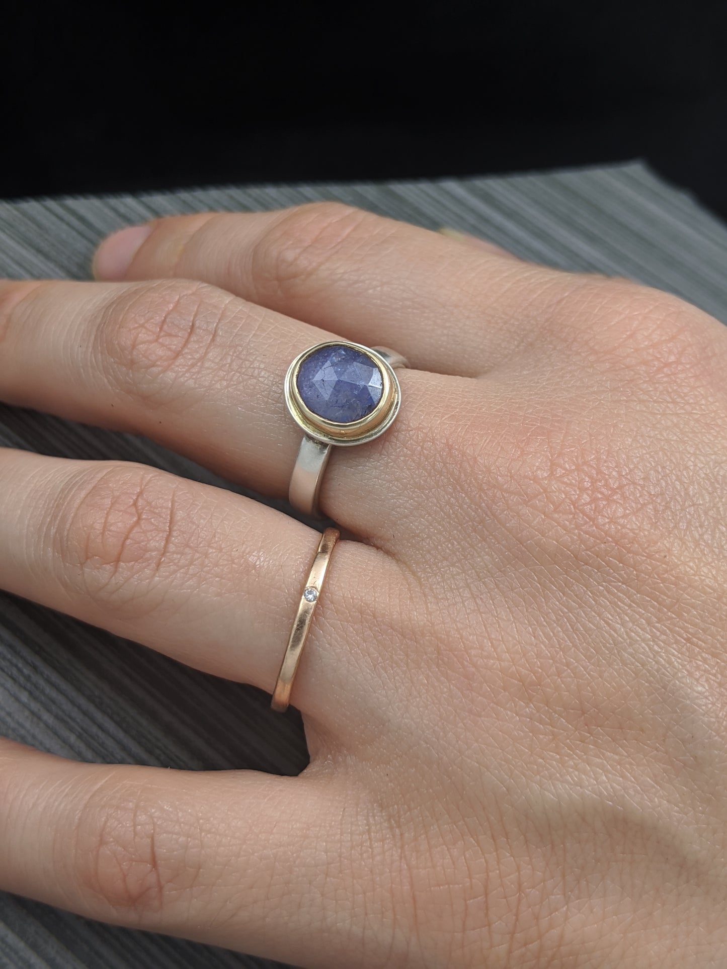 Tanzanite in Gold